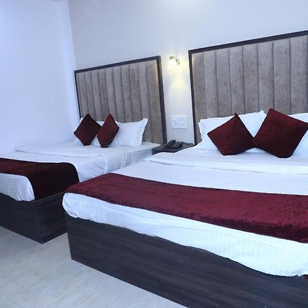 The Divine Oak Hotel Katra  Luaran gambar