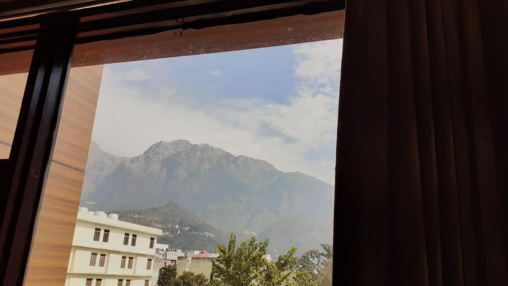 The Divine Oak Hotel Katra  Luaran gambar