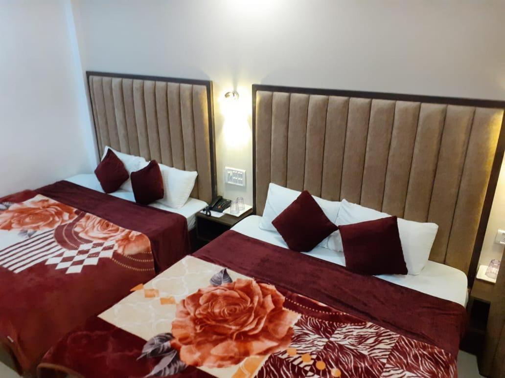 The Divine Oak Hotel Katra  Luaran gambar