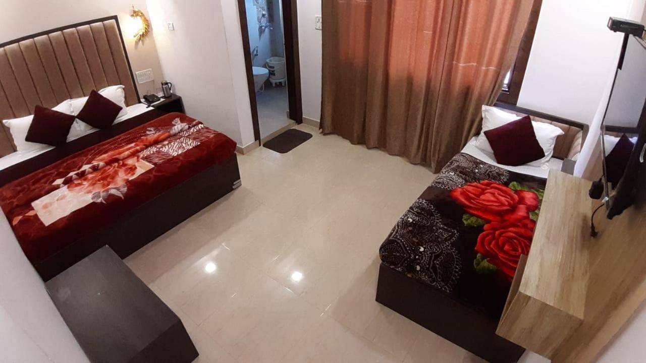 The Divine Oak Hotel Katra  Luaran gambar